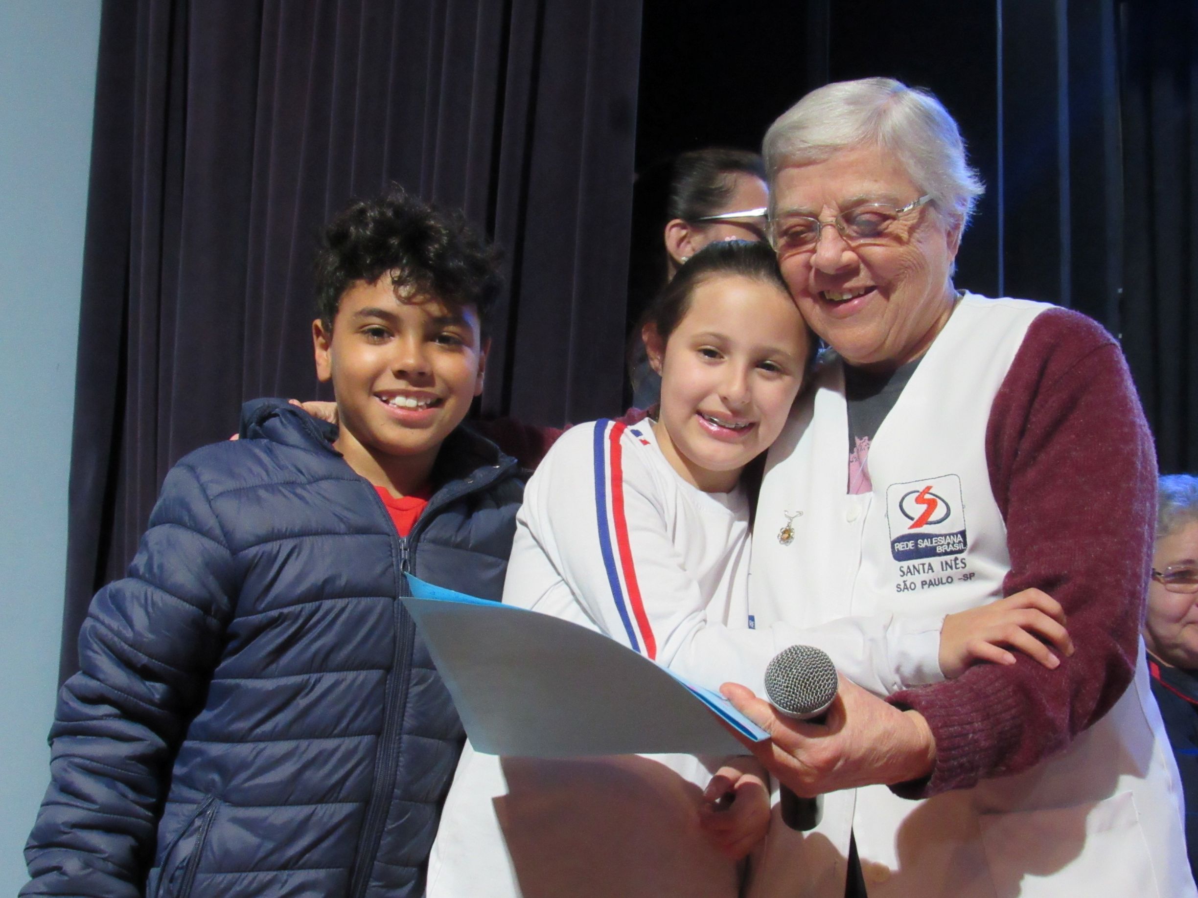 Turmas do 3º ao 5º Ano do Ensino Fundamental homenageiam os 153 anos de fundação do Instituto das Filhas de Maria Auxiliadora